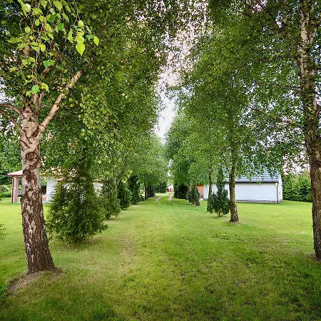Dom wakacyjny Pleasing Holiday With Swimming Pool Bbq Pond Garden Darłowo